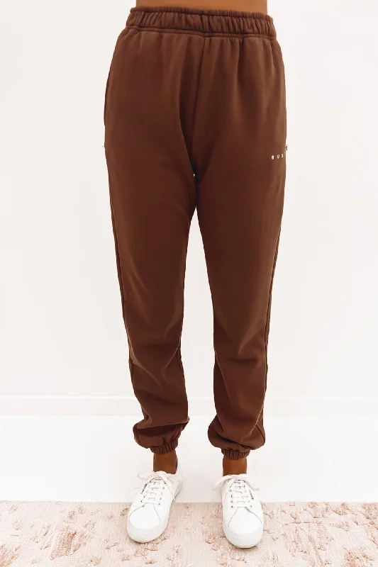 Rusty Essentials Elastic Cuff Trackpant Chocolate